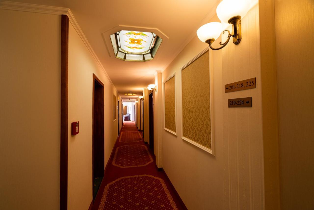 Elizabeth Hotel Gyula Exterior foto