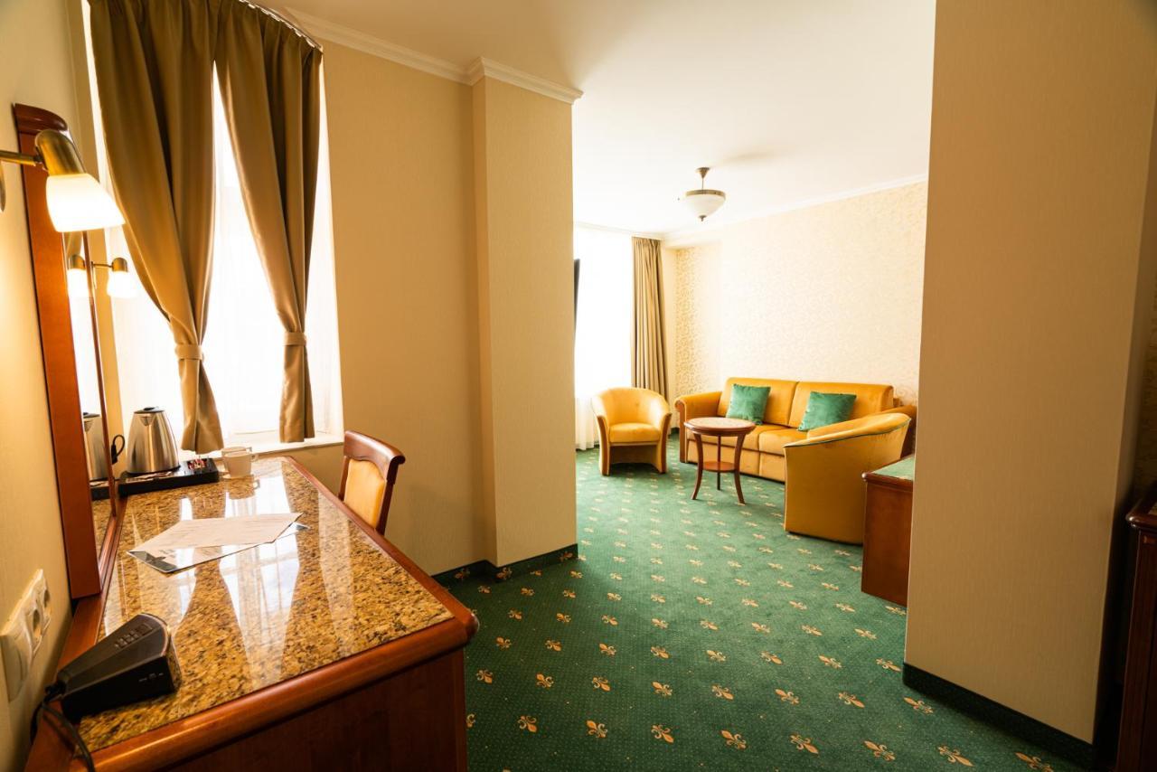 Elizabeth Hotel Gyula Exterior foto